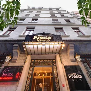  فندق Fresia