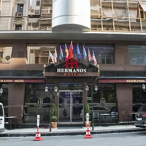 Hotel Hermanos